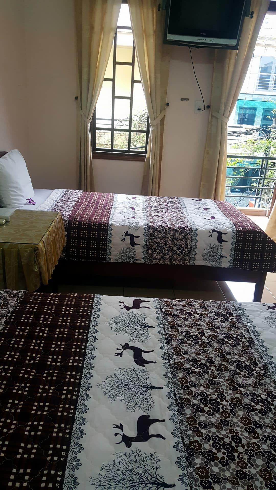 Phong Lan Guesthouse Hué Extérieur photo