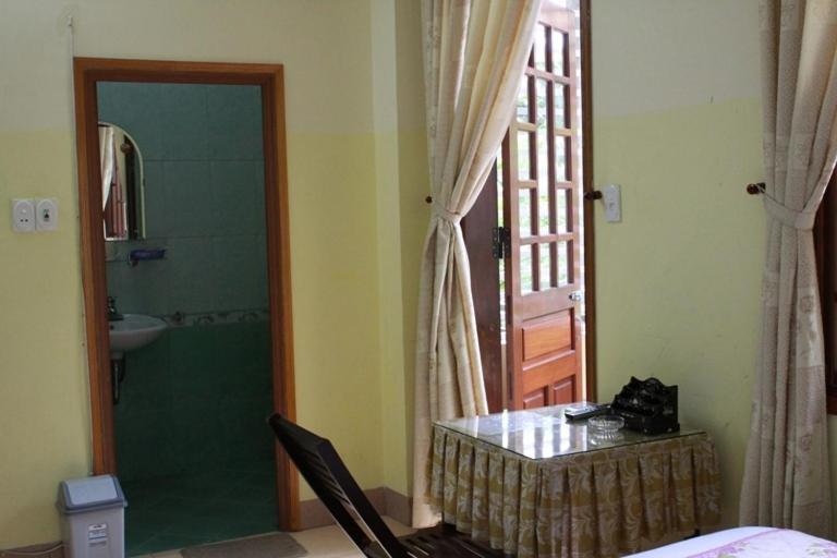 Phong Lan Guesthouse Hué Chambre photo