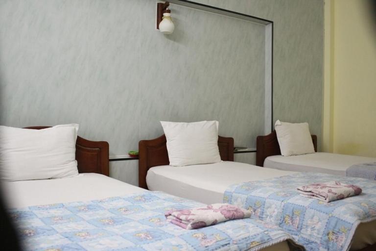 Phong Lan Guesthouse Hué Chambre photo